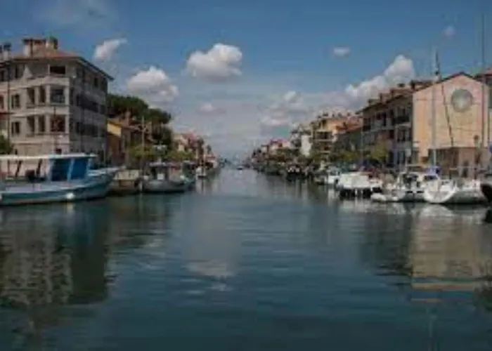 Apartment Spacious And Comfortable In *